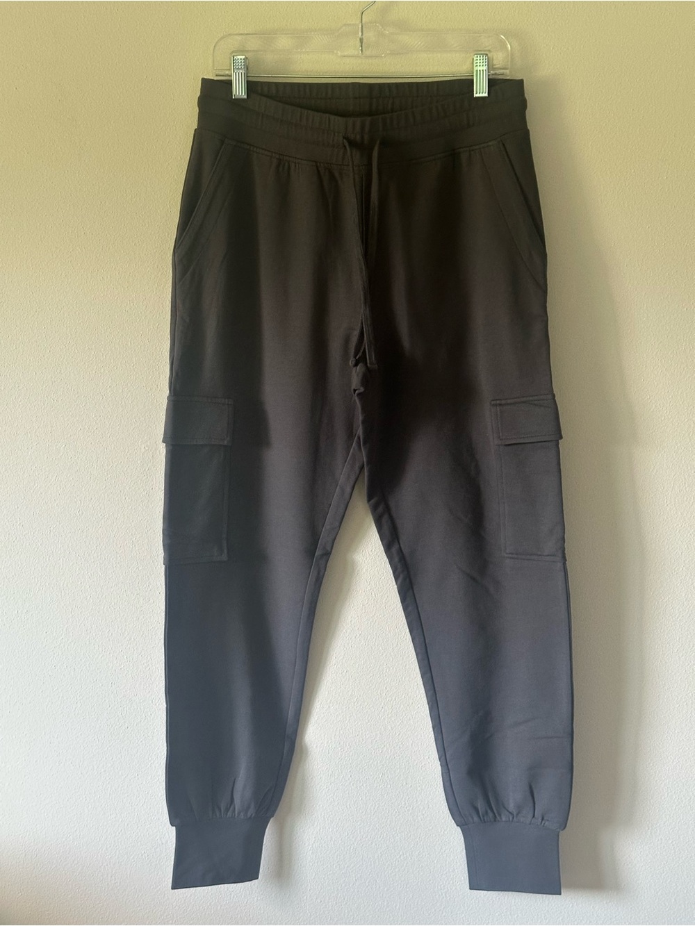 Pact Women’s Medium Organic Cotton Cargo Jogger Pants Charcoal Gray NWOT Sample
